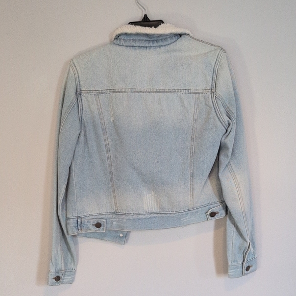 NWOT Ashley's Vintage Charm Light Blue Denim Jean Jacket - Picture 3 of 4